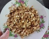 عکس مرحله 1 از دستور دسر گلابی پخته و جو دوسر