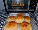 Foto langkah ke 5 dari resep Korean Garlic Cheese Bread.