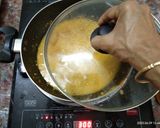 A picture of step 4 of Pumpkin Coconut Curry.