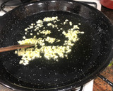 Foto del paso 2 de la receta: Paella de cigalas y gambones