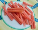 A picture of step 1 of Pickled carrots.