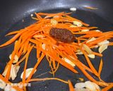 A picture of step 5 of Stir-Fried Spinach and Enoki Mushrooms with Shacha Sauce.