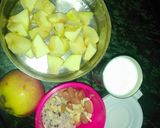 A picture of step 1 of Apple smoothie.