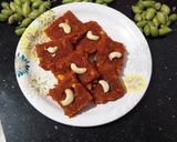 गाजर ची बर्फी रेसपी (Gajar barfi recipe in marathi) रेसिपी स्टेप 6 फोटो 