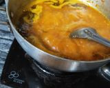 A picture of step 4 of Pakode curry.
