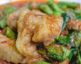 รูปขั้นตอนการทำที่ 21 ของ หมูสามชั้นผัดพริกแกงถั่วฝักยาว กินกับข้าวสวยร้อนๆ อร่อยมาก