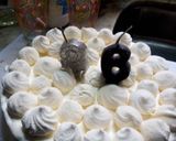 Foto del paso 5 de la receta: Torta de cumpleaños fácil 🎂🥳