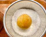 Foto del paso 8 de la receta: Cocadas rellenas con dulce de boniato
