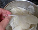 A picture of step 5 of Radish Kimchi.