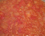 Foto del paso 6 de la receta: Falsos tallarines de calabacin con salsa de tomate, atún y huevo