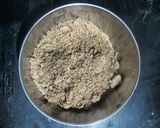 तिल मावा रोल (Til mawa roll recipe in Hindi) रेसिपी चरण 5 फोटो