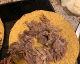 Foto del paso 2 de la receta: Tostadas de carne deshebrada