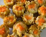 A picture of step 6 of Chicken Siew Mai.