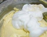 Foto langkah ke 5 dari resep Marmer Cake.