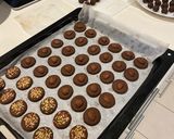 Foto langkah ke 4 dari resep Choco Butter Cookies.
