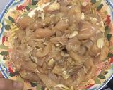 รูปขั้นตอนการทำที่ 2 ของ “อกไก่ซีอิ๊วกระเทียม”