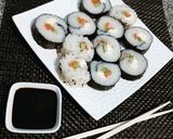 Foto del paso 8 de la receta: Sushi casero de salmón rosado 🇯🇵👏👩‍🍳