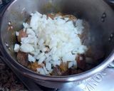 Foto del paso 4 de la receta: Ternera estofada con judías verdes, calabacines y especias