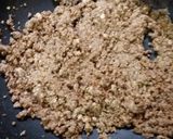 A picture of step 2 of Walnut halwa.
