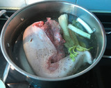 Foto del paso 1 de la receta: Lengua de ternera a la vinagreta