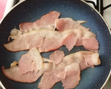 Foto del paso 2 de la receta: Ensalada de espinacas con tocino