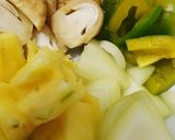 Foto langkah ke 2 dari resep Grilled Chicken & Shrimp Kabobs.