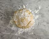 Foto del paso 11 de la receta: Tarta de carne casera con morrón, cebolla y hojas de remolacha
