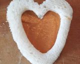 A picture of step 11 of Cheese Veg Bread Heart Disc.