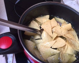 Foto del paso 3 de la receta: Guaca~Nachos 😋😋
