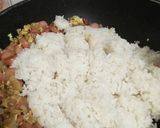 Foto langkah ke 9 dari resep Nasi goreng sosis.