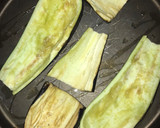 Foto del paso 1 de la receta: Berenjenas rellenas vegetarianas