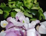 কড়াই পনির (kadai paneer recipe in Bengali) রেসিপি ধাপ - 2 ছবি