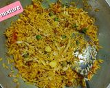 A picture of step 6 of Chatpati bhel.