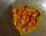 A picture of step 3 of Aloo palak.