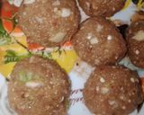 A picture of step 3 of Chicken fried balls.