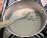 Une image de l'étape 3 de Crème à la vanille de Madagascar.
