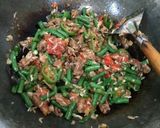 Foto langkah ke 3 dari resep Tumis Pedas Oncom Kacang Panjang.