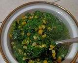 Foto langkah ke 6 dari resep Daun Kelor Jagung Masak Bening.