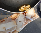 Foto del paso 5 de la receta: Bocata de lomo con queso