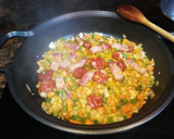 Foto del paso 5 de la receta: Lentejas Pardina con preparados ahumados - chorizo, morcilla y panceta