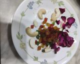 A picture of step 4 of Paan Katori.