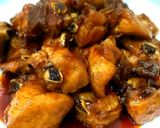 Hình bước làm 5 của món Com bo: sườn xào chua ngọt và canh sấu rau rút