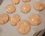 A picture of step 9 of White chocolate pecan cookies.