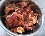 A picture of step 2 of Dates Halwa.