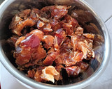 A picture of step 2 of Dates Halwa.