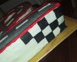 صورة لخطوة 17 من وصفة كيكة عيد ميلاد رقم 2 خطوة بخطوة 🏁🏁🏁🚗🚘🚗