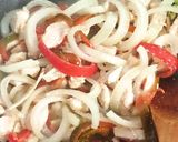 Foto del paso 1 de la receta: Chop suey picante de pollo 😋