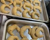 Foto del paso 8 de la receta: Medialunas de grasa (masa en panificadora Smartlife)