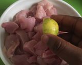 A picture of step 2 of Lemon shish tawook.