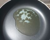 A picture of step 1 of Veg. Cheese Noodles mug.